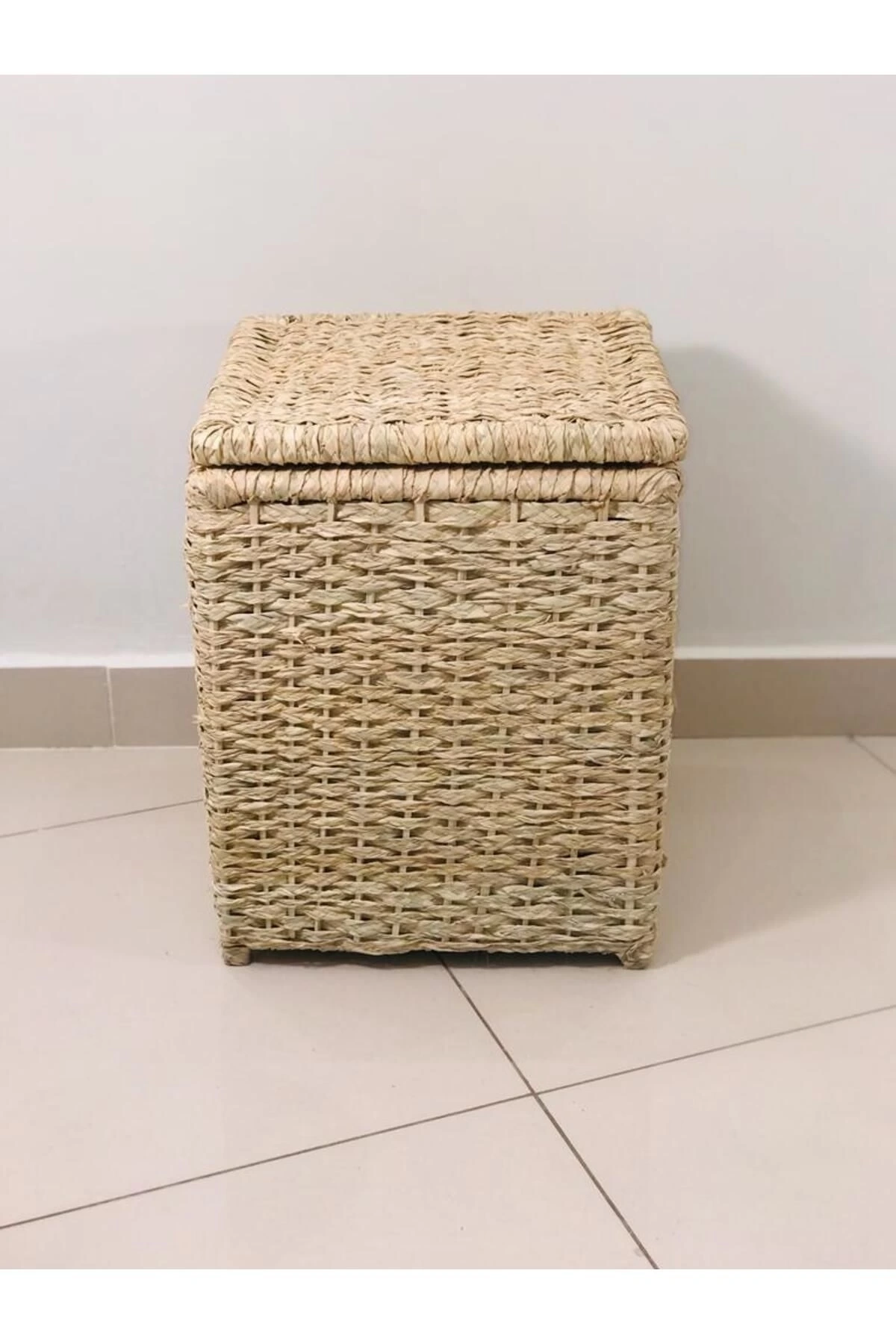 Sativus Hasır Sehpa  (Kapaklı Sandık /Düzenleyici/Oyuncak Sepeti) 45X40X40 Cm