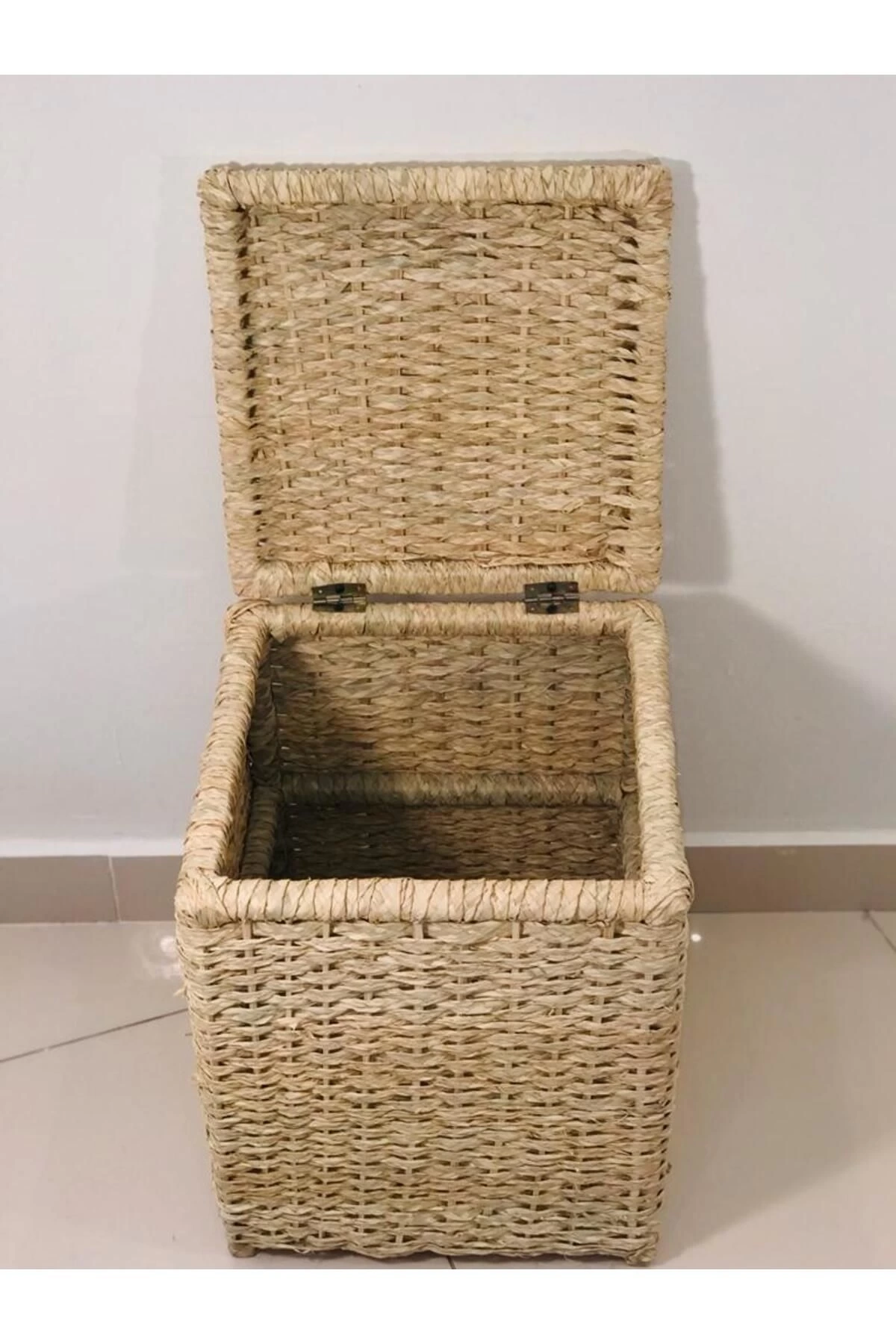 Sativus Hasır Sehpa  (Kapaklı Sandık /Düzenleyici/Oyuncak Sepeti) 45X40X40 Cm