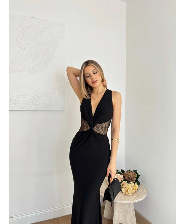 V Yaka Kalın Askılı Bodycone Düğüm Detaylı Elbise