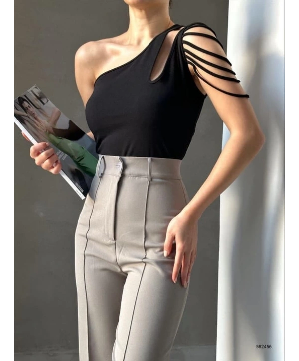 ALES BUTİK OMUZ DETAYLI BLUZ