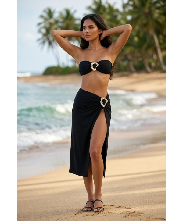 Alesbutik Siyah Metal Tokalı Straplez Bikini ve Pareo Seti