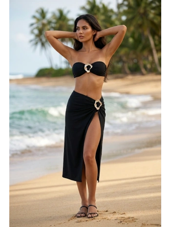 Alesbutik Siyah Metal Tokalı Straplez Bikini ve Pareo Seti