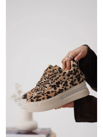 Leopar Taş Detaylı  Spor Ayakkabı