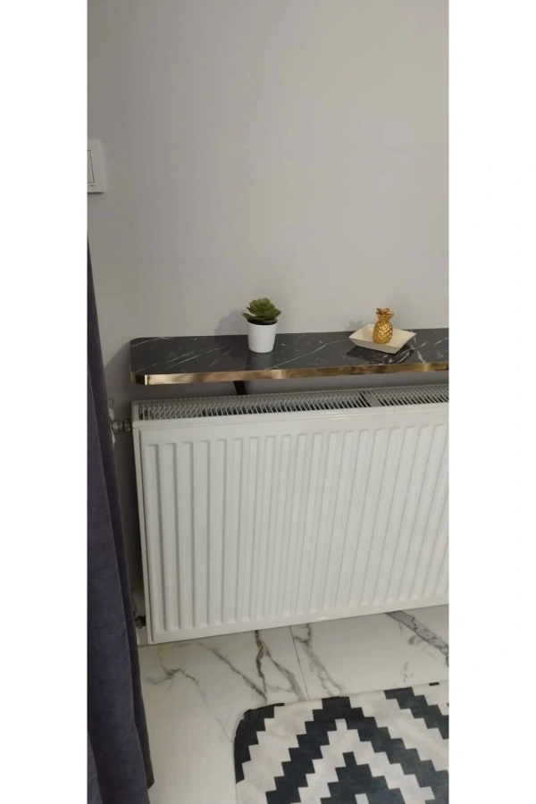 Oval Kenar 100 Cm Petek Üstü Uçan Raf Dresuar Siyah Mermer Gold