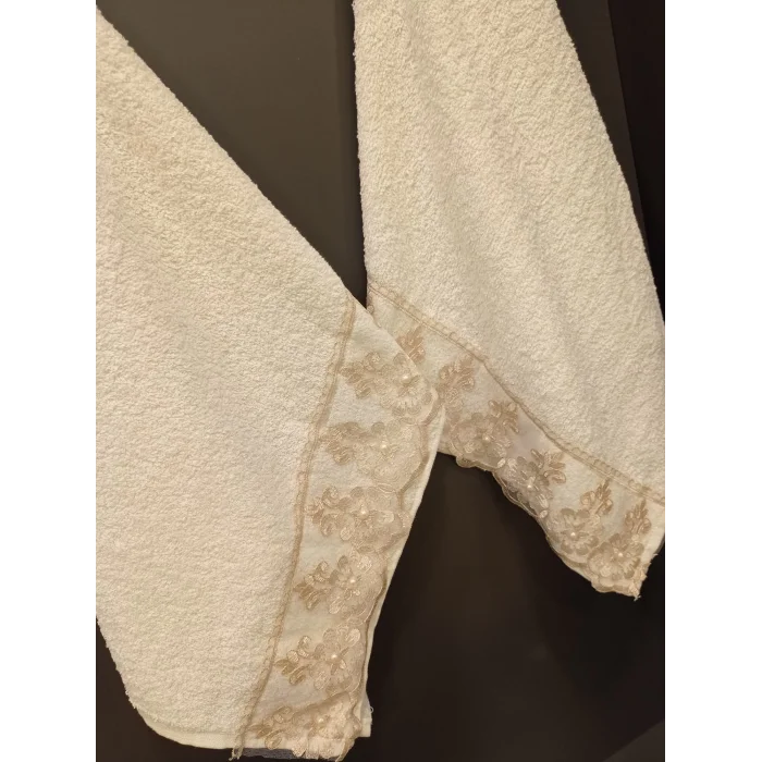 TOALLA DE BORDADO DE LUNARES DE CAFÉ BATIK DE NIVEMESHOME