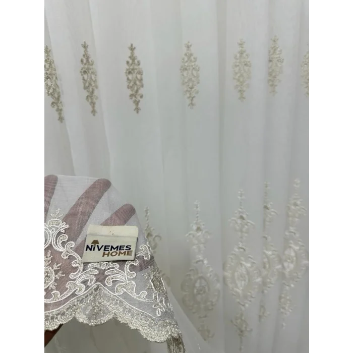 NİVEMESHOME SIERRA CORTINA DE TUL CON BORDES DE ORO DE 108 1/3 DE PIEL APILADA
