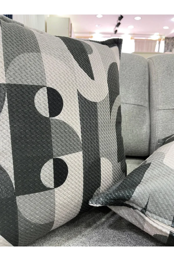 NIVEMESHOME GEOMETRİK GRİ-SİYAH DESENLİ 45X45 DOLGULU KIRLENT KILIFI