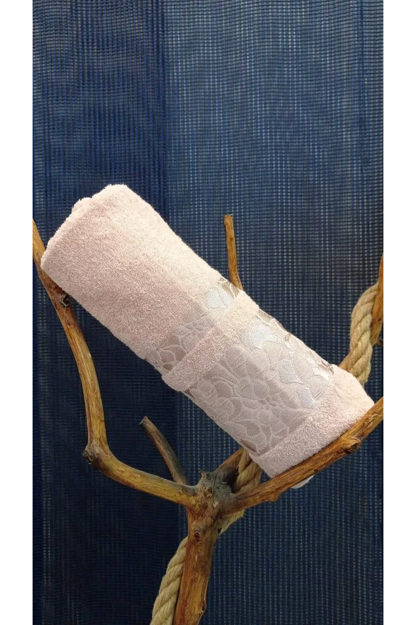 TOALLA DE BAÑO ROSA DE CIERVO DE 70*140 KARACAN