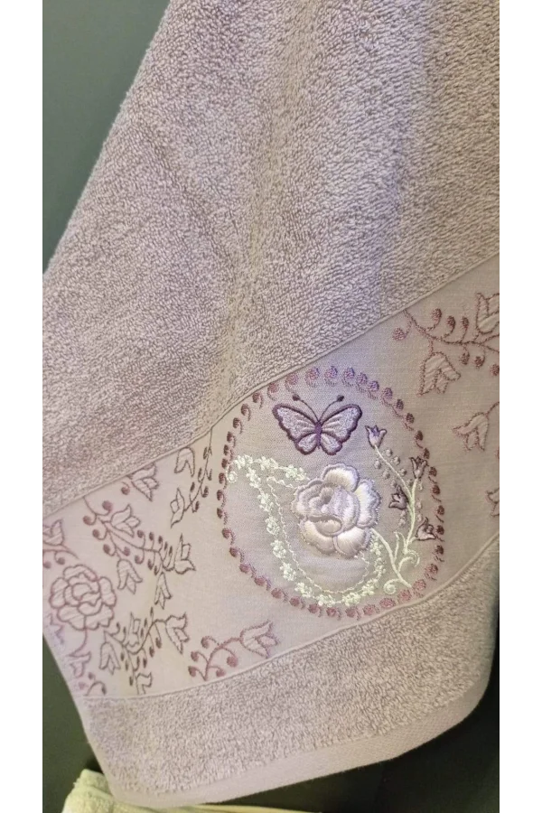 TOALLA DE CARA KLARA MOR 50*85 - KARACAN