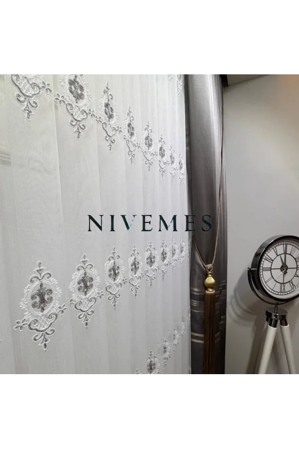 NİVEMESHOME ALİ TOROS BURÇ DESIGN 2027 VRYNT:105 1/3 DİKİŞLİ TÜL PERDE APM