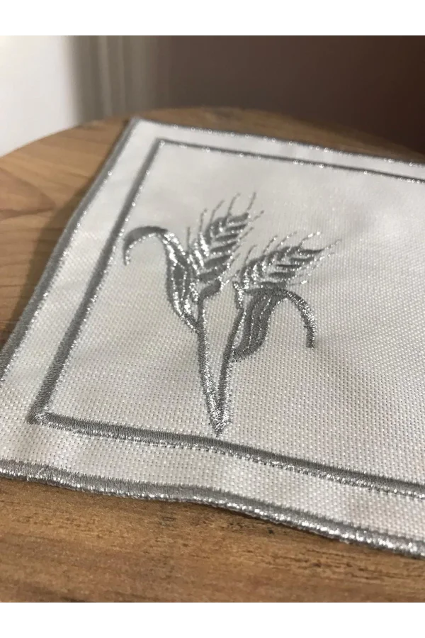 NİVEMESHOME BAŞAK NAKIŞLI GÜMÜŞ KARE (6 ADET) KETEN KOKTEYL PEÇETESİ KAHVE YANI SUNUMLUK