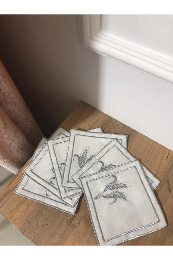 NİVEMESHOME BAŞAK NAKIŞLI GÜMÜŞ KARE (6 ADET) KETEN KOKTEYL PEÇETESİ KAHVE YANI SUNUMLUK