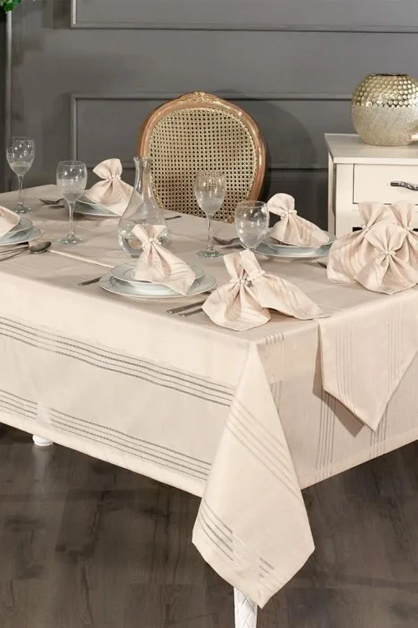 NİVEMESHOME BEIGE 160*220 COLBER TABLECLOTH