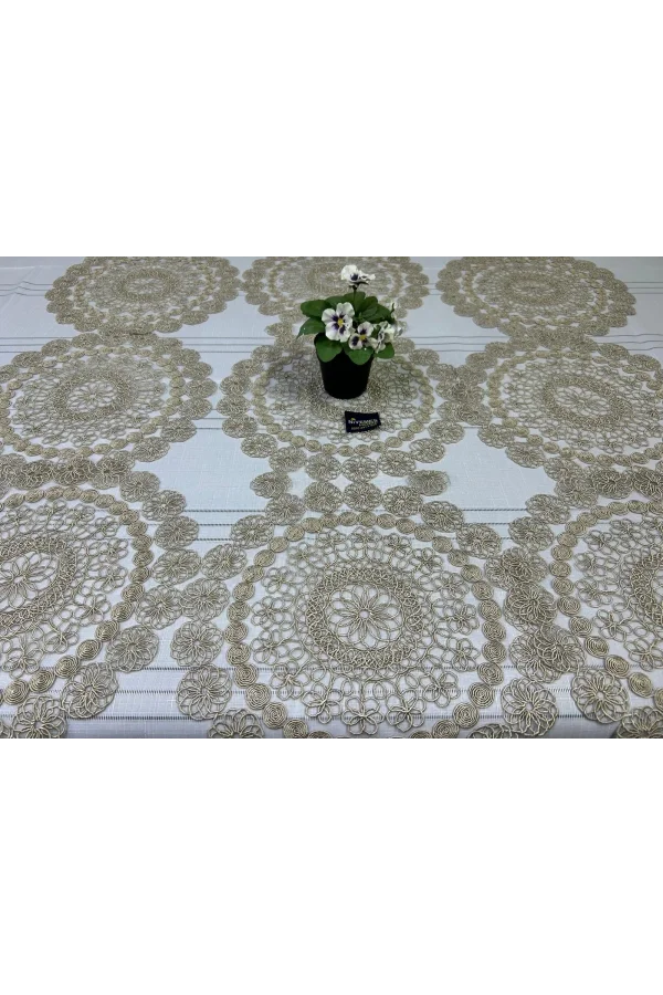 NİVEMESHOME BEJ ÖRME TAKIM 7 PARÇA SUNUMLUK SETİ (RUNNER + SUPLA 6 ADET)