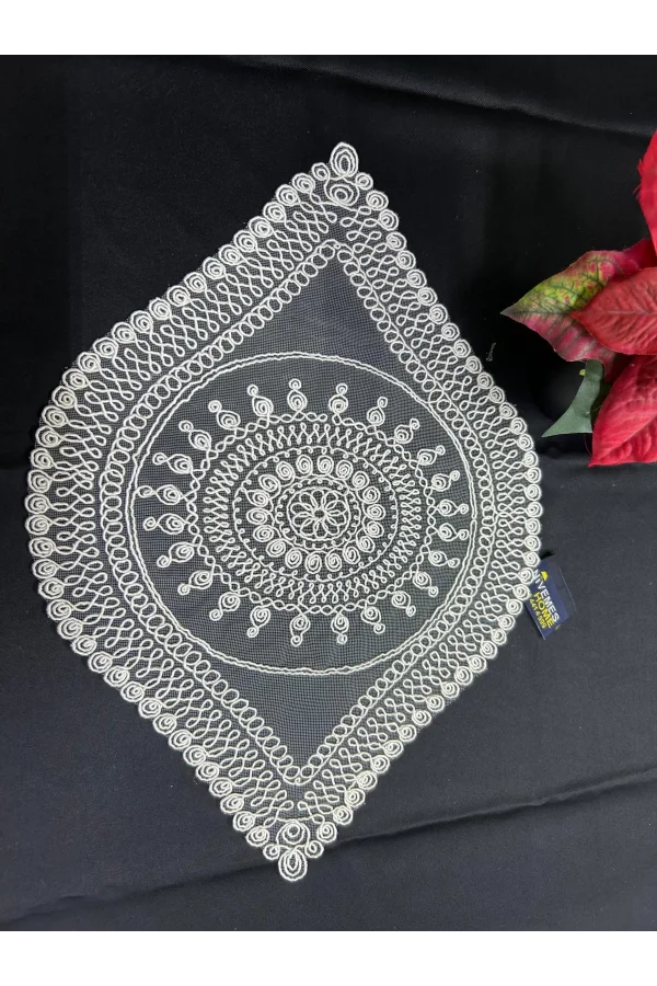 NİVEMESHOME BEYAZ ÖRME TAKIM 3 PARÇA SUNUMLUK SETİ (RUNNER + SUPLA 2 ADET)