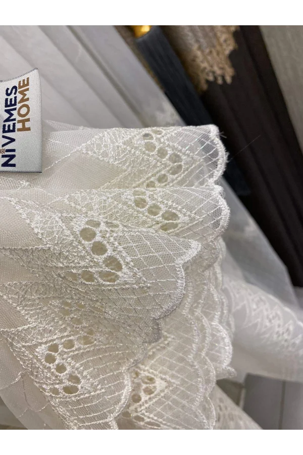 NİVEMESHOME DİVİNA ZİGZAG IŞLEMELİ KREM 1/3 SIK PİLE TÜL PERDE APM