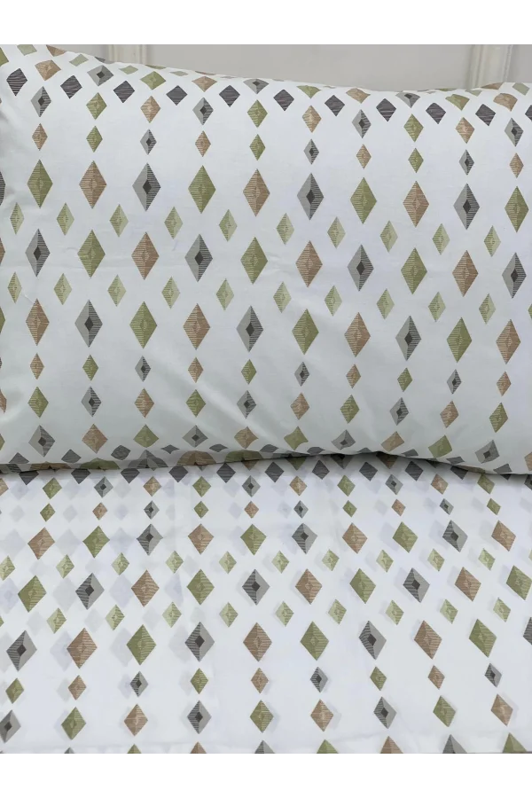 نصفه وعشرون