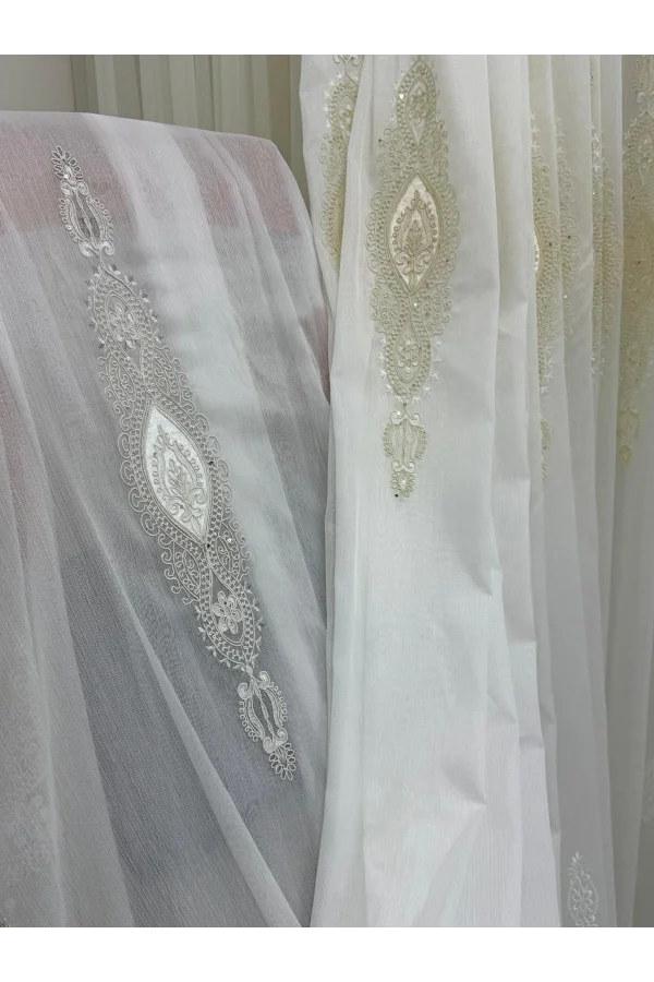 NIVEMESHOME ELÍSYA 3812 ORO BRILLANTE 1/3 PLEGADO DE BAMBÚ CORTINA DE TUL