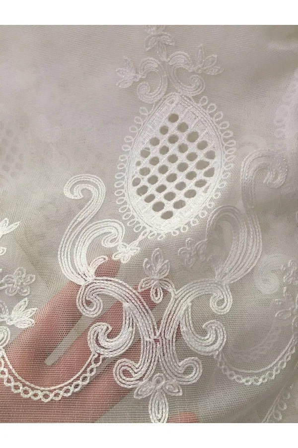 NİVEMESHOME FLORA ROCK BESTICKT 1/3 DICHTE FALTEN VORHANG APM