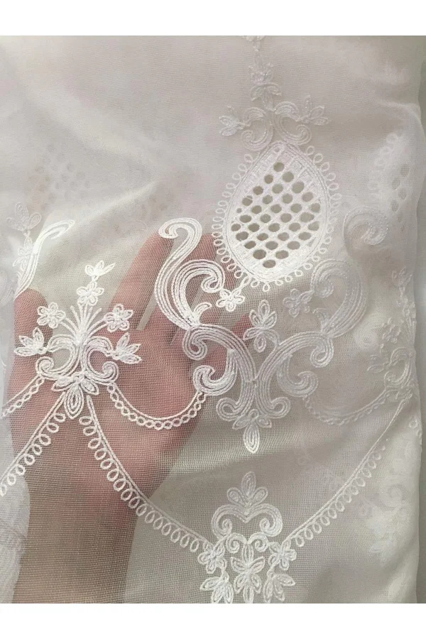 NİVEMESHOME FLORA ROCK BESTICKT 1/3 DICHTE FALTEN VORHANG APM