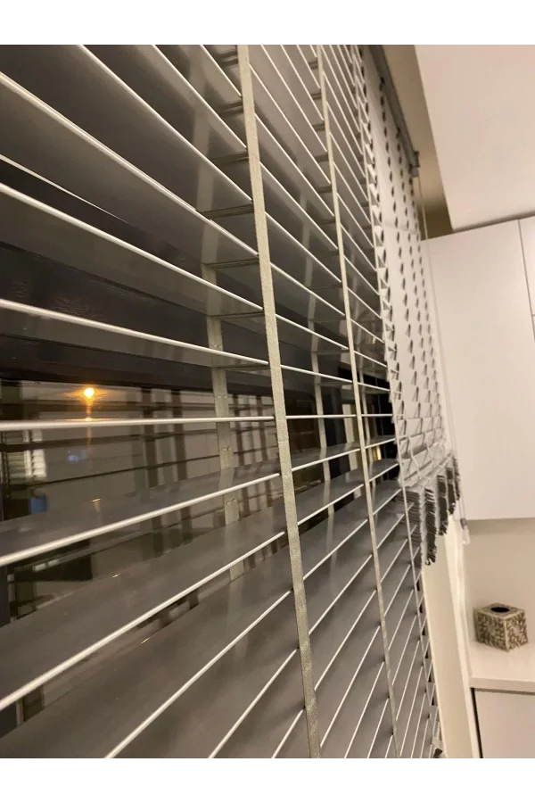 NİVEMESHOME CREAMWOODEN BLINDS 50 MM GEARBOX + CURTAIN WITH LACES