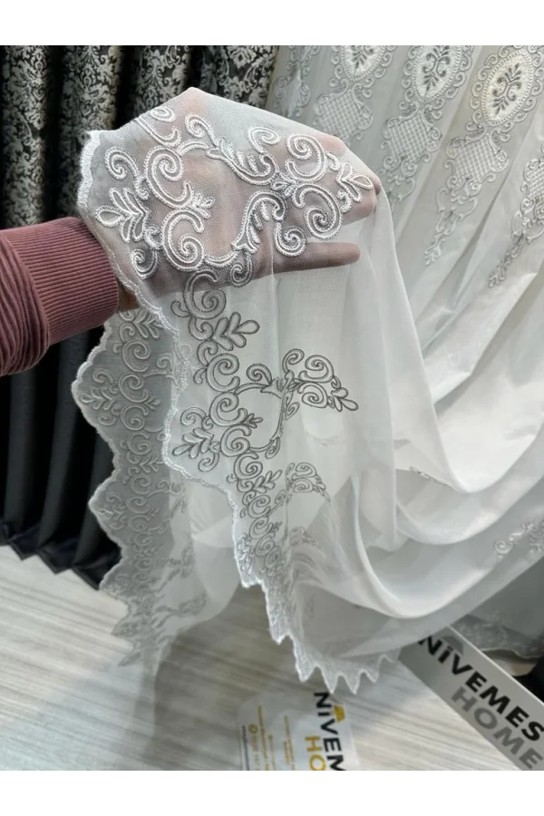 NİVEMESHOME LİSA PLATA DETALLE 2015 1/3 TELA DE TUL PLISADA APM