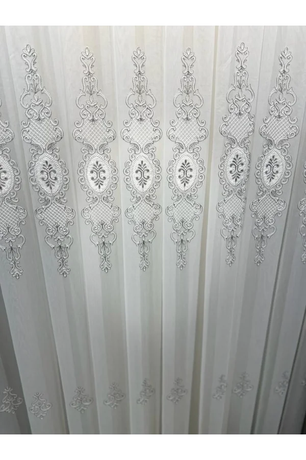 NİVEMESHOME LİSA PLATA DETALLE 2015 1/3 TELA DE TUL PLISADA APM