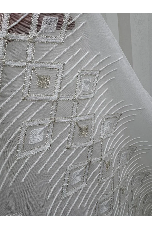 NİVEMESHOME LUNA GEOMÉTRICO PATRÓN DE ORO 1/3 TUL PLISADO DENSO APM