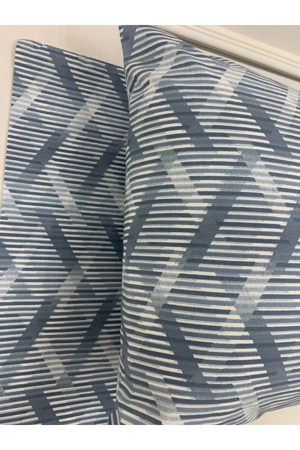 غطاء غطاء مخدة مائل بنمط خطوط زرقاء 2 قطعة 50x70