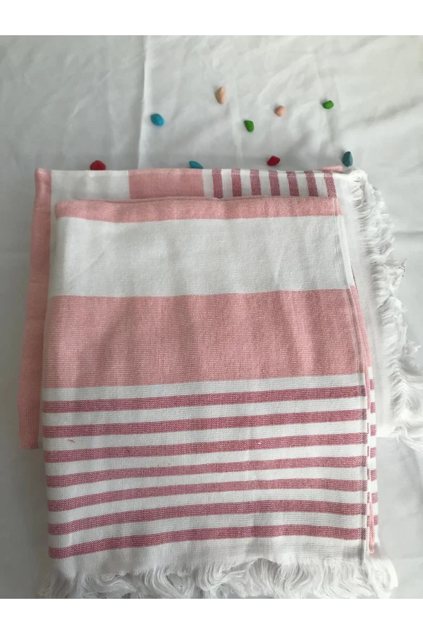 TOALLA DE PLAYA NARCISSHOME CON RAYAS BLANCAS Y FLECOS