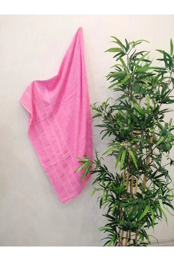 TOALLA DE BAÑO ROSA NIVEMESHOME CINAR