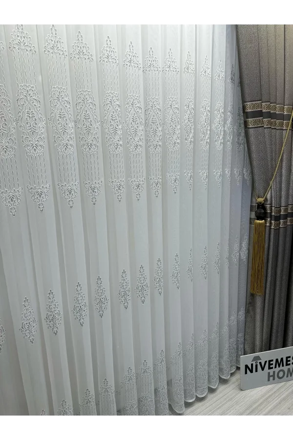 NİVEMESHOME GLITZER SILBER DETAILLIERTE 1/3 DICHT GEFALTETE TÜLL GARDINE APM