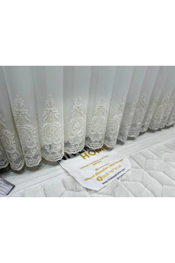 NİVEMESHOME SAMANDAĞ BEYAZ ZEMİN 1/3 SIK PİLELİ TÜL PERDE APM