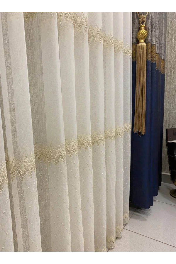 NİVEMESHOME SESİLYA ZİGZAG İŞLEMELİ GOLD 1/3 SIK PİLE TÜL PERDE APM