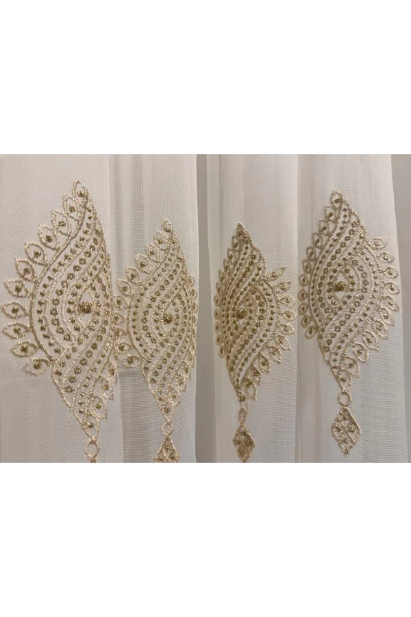 NİVEMESHOME SİNOP 523 V-104 ALTIN İŞLEMELİ 1/3 SIK PİLELİ TÜL PERDE APM