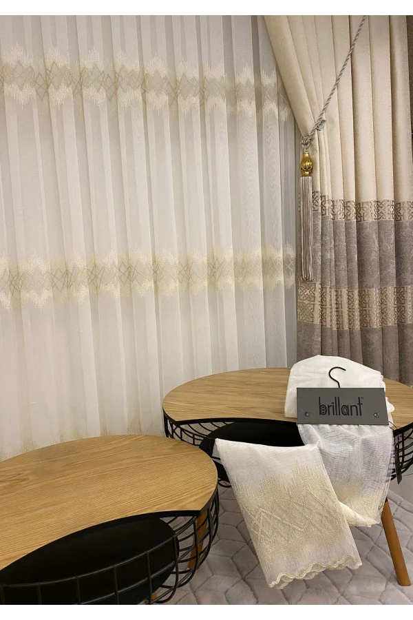 NİVEMESHOME TİTANUM NAKIŞLI KREM 1/3 SIK PİLE TÜL PERDE APM