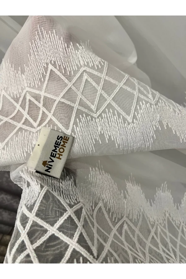 NİVEMESHOME TİTANUM NAKIŞLI KREM H5444 TM 1/3 SIK PİLE TÜL PERDE APM