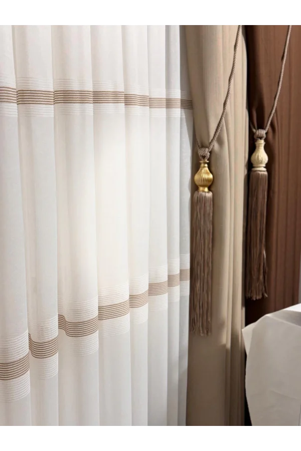 NİVEMESHOME TREND SCHIERENDETAILLIERTES 1/3 DICKFALTIGES TÜLLGARDINE APM