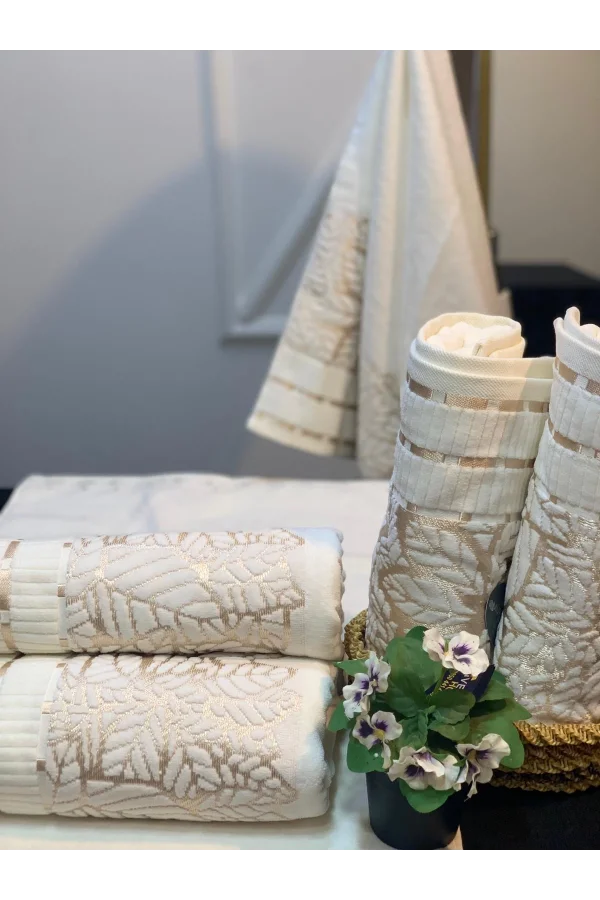 NİVEMESHOME YAPRAK EKRU YÜZ HAVLUSU MÜRDÜM