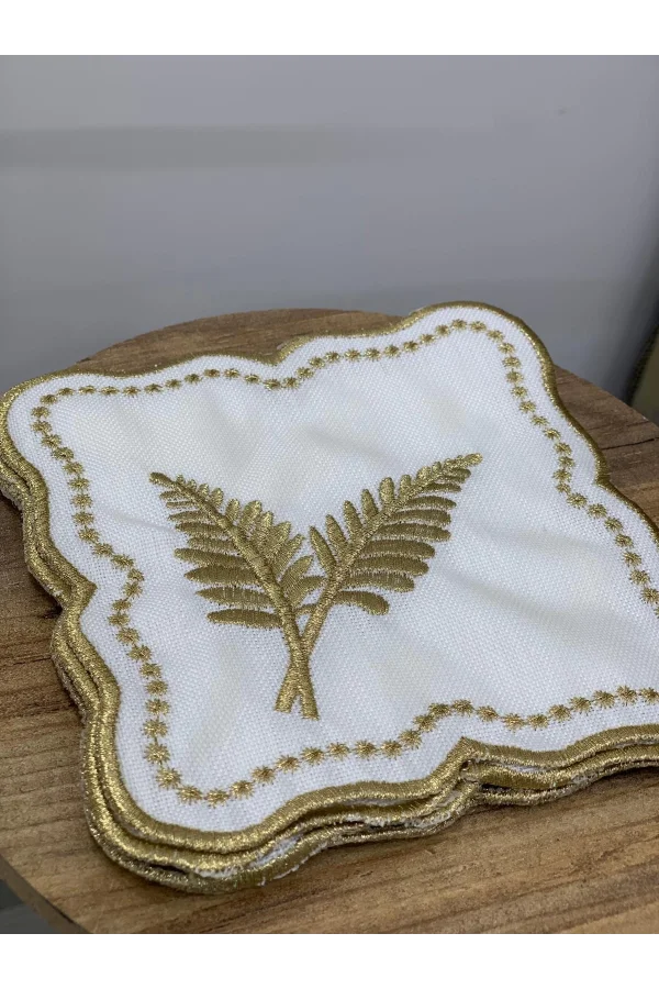 NİVEMESHOME YAPRAK NAKIŞLI GOLD KARE (6 ADET) KETEN KOKTEYL PEÇETESİ KAHVE YANI SUNUMLUK