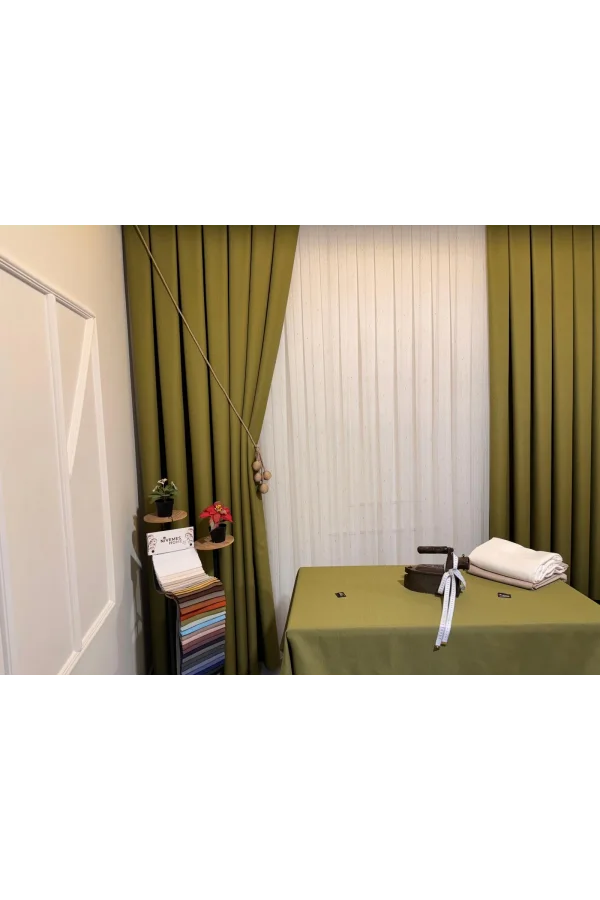 NİVEMESHOME YEŞİL 140X220 KETEN MASA ÖRTÜSÜ