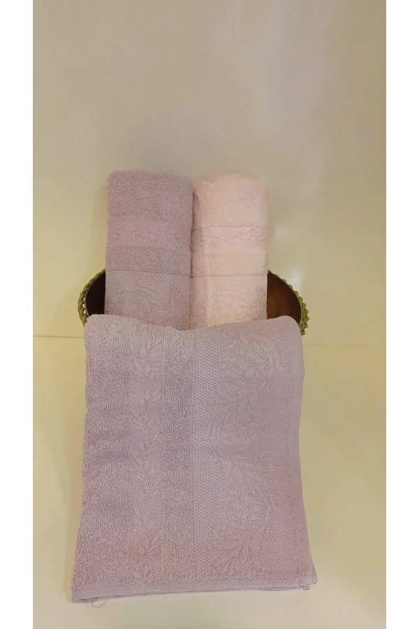 TOALLA FACIAL YASEMÍN MORADA 50*90 CM KARACAN