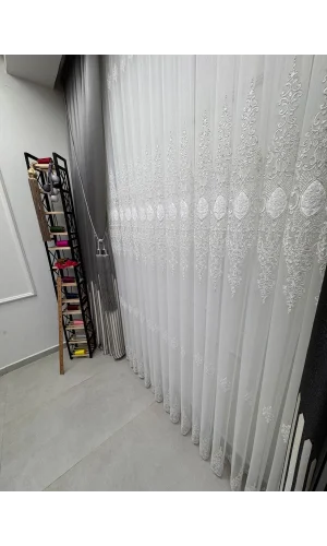 NIVEMESHOME BELYA APLİK4 PLATA 1/3 PILARES CORTINA DE BAMBÚ TÜLL