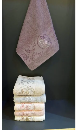 TOALLA DE CARA KLARA MOR 50*85 - KARACAN