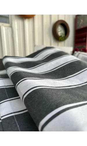 NİVEMESHOME BRANDA SİYAH - BEYAZ BALKON PERDESİ