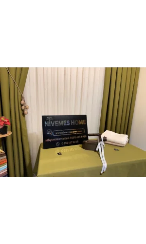 NİVEMESHOME KETEN TREND MASA ÖRTÜSÜ YEŞİL APM