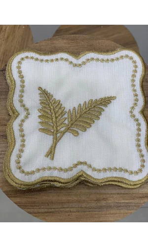 NİVEMESHOME YAPRAK NAKIŞLI GOLD KARE (6 ADET) KETEN KOKTEYL PEÇETESİ KAHVE YANI SUNUMLUK