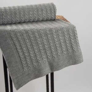 MANTA DIVERTIDA DE COLOR GRIS BEBÉ