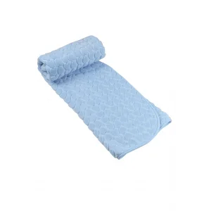 MANTA PARA BEBÉ DE 100X120 AZUL CON CORAZONES MERINOS
