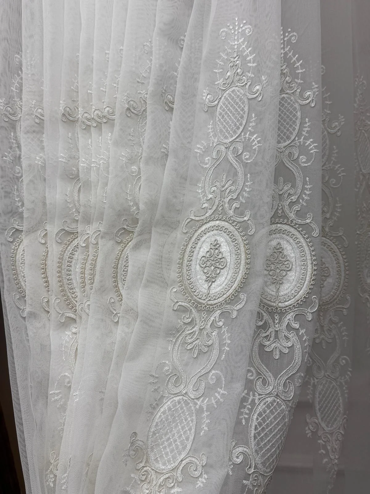 NİVEMESHOME HAZEL APLİK3 EKRU 1/3 PİLELİ BAMBU TÜL PERDE
